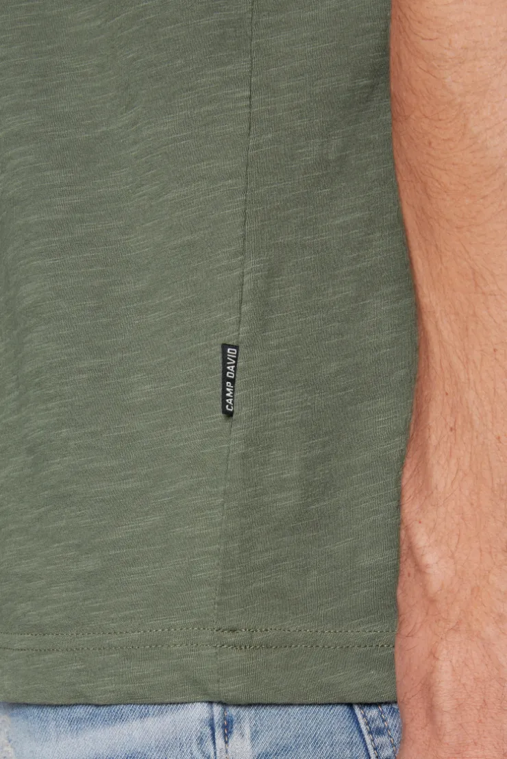 CAMP DAVID & SOCCX Basic T-Shirt V-Neck mit Used-Kante green olive greenolive Sale